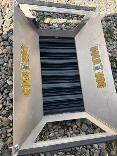 Gold Hog flow pan, fully collapsing for light packing.