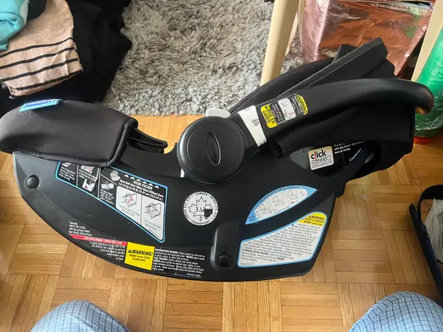 Graco car seat with base in Strollers, Carriers & Car Seats in Ottawa - Image 8
