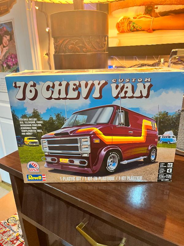 Revell 1976 Chevy Custom Van model kit Hobbies & Crafts Hamilton