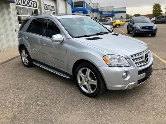 2010 Mercedes-Benz M-Class ML 550 4MATIC in Cars & Trucks in Saskatoon - Image 4