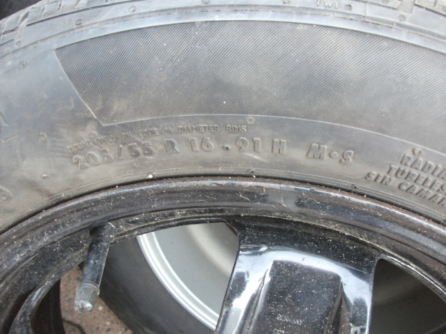 pneu ete continental 205-55-16 avec rim d'acier et cap de roue dans Pneus et jantes  à Laval/Rive Nord - Image 2