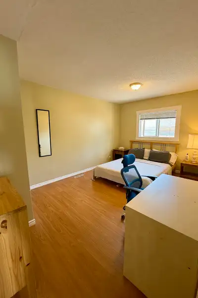 Cozy/Fully Equipped 2BR/7 min to CTrain and 30 min to Stampede , View more