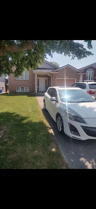 Niagara Falls 3 Bed 1 Bath All inclusive main floor of house