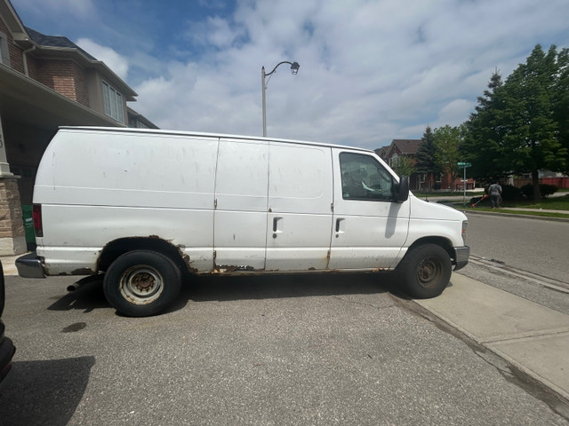 2008 Ford E250 is in Cars & Trucks in Mississauga / Peel Region - Image 3
