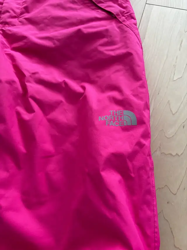 The North Face Snow Pants - Girl’s size 14/16 in Kids & Youth in Winnipeg - Image 3