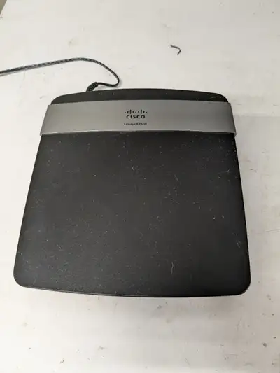 Wireless Router Cisco Linksys E2500 - Like New, View more