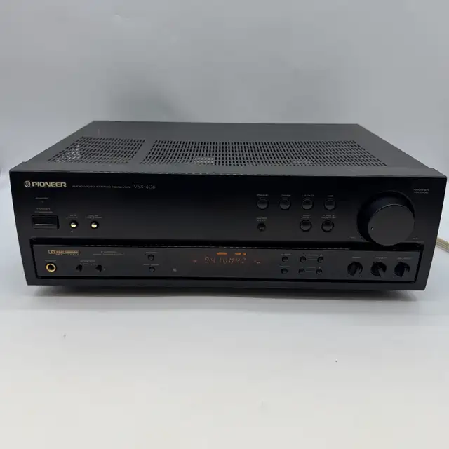 Pioneer VSX-406 Receiver HiFi Stereo Vintage Home Audio  in Stereo Systems & Home Theatre in City of Toronto - Image 2