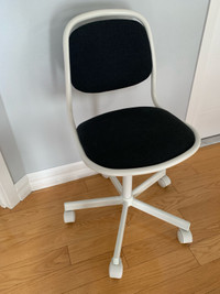 Chaise bureau pour enfants ORFJALL d’Ikea