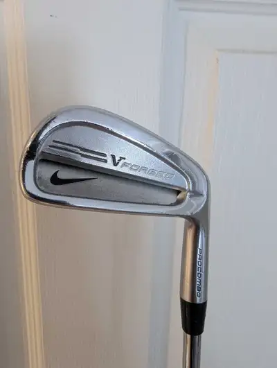 Selling right handed Nike VR Forged Procombo 6iron. Dynamic Gold Pro S300 shaft with Golf Pride Tour...