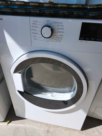 Blomberg 24"Condo Size Compact Dryer like New