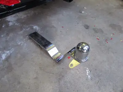 Selling in very good condition hitch insert for motorcycle trike.