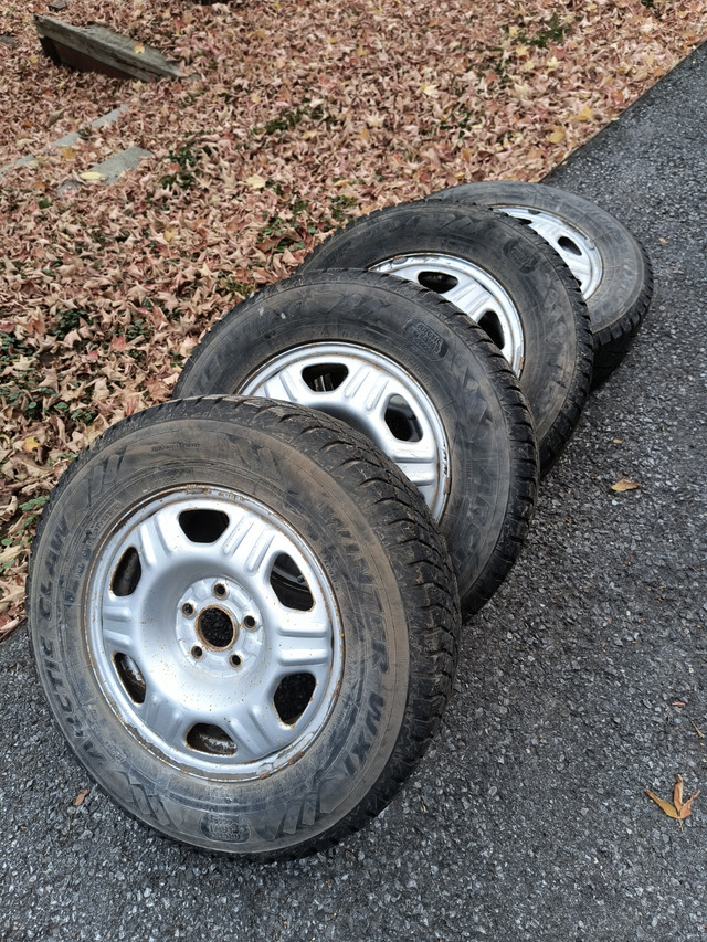 4 x  Arctic Claw WXI Winter Tires 225/70R16 with Rims in Tires & Rims in Ottawa - Image 2