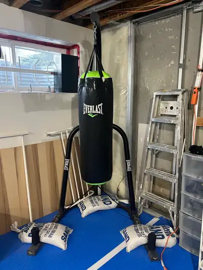 Everlast Boxing bag and stand, View more
