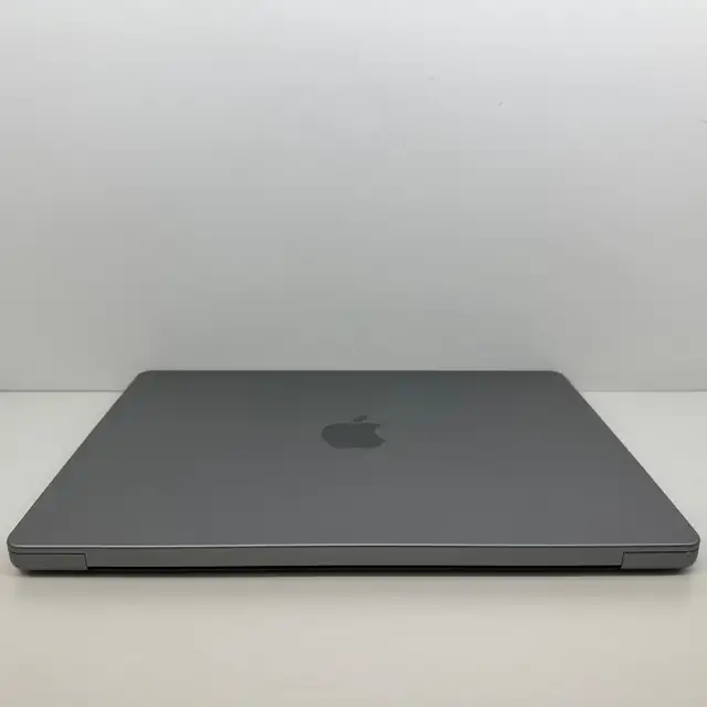 Apple MacBook Pro 14" 2021 - M1 Pro 512GB/16GB - No Power in Laptops in City of Toronto - Image 5