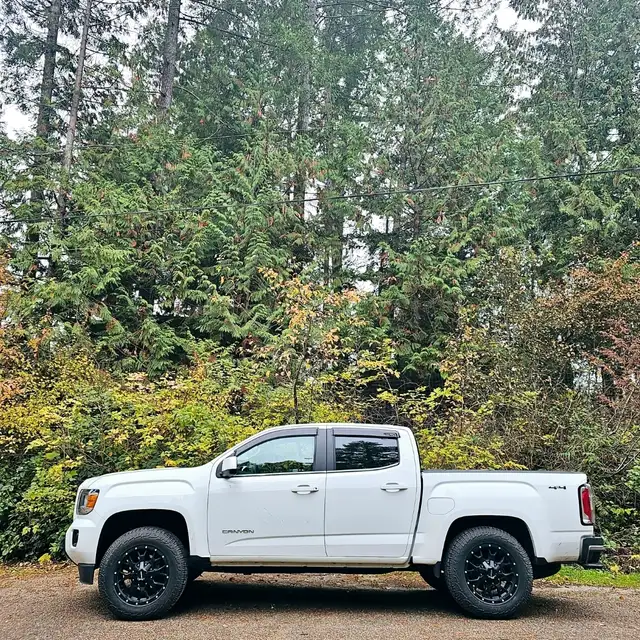2018 GMC CANYON 4X4 WHITE MAYHEM RIMS in Cars & Trucks in Sunshine Coast - Image 8