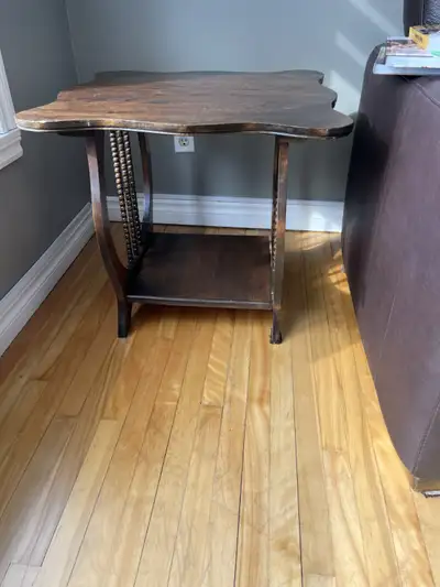 Table ancienne en bois, View more