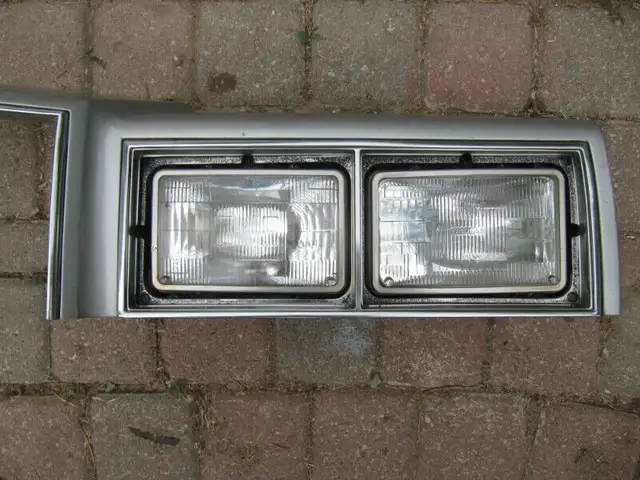 Classic Pontiac Grand Prix Front End Fascia XCond Rare 1981-1988 in Arts & Collectibles in Mississauga / Peel Region - Image 11