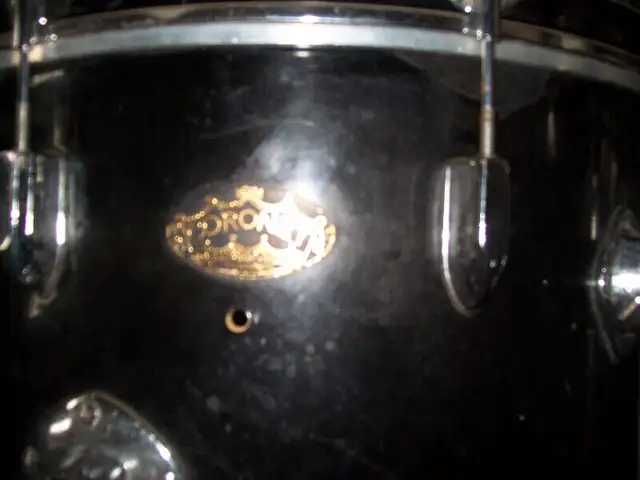 Coronet Deluxe Qualit Vinatage Kick Drum Base 20 1/2" For Parts in Drums & Percussion in Oakville / Halton Region - Image 5