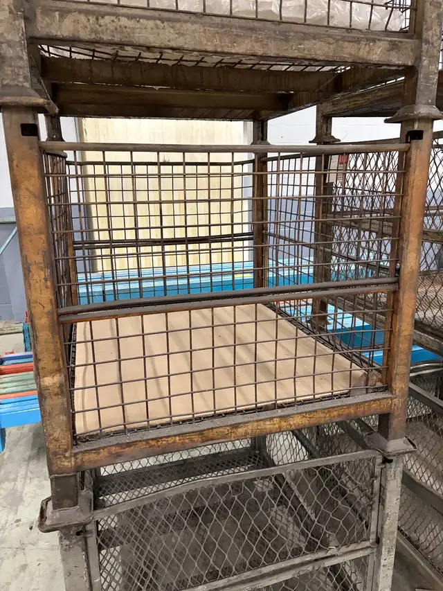 Paniers grillagés - Wire mesh bins in Other in Drummondville - Image 2