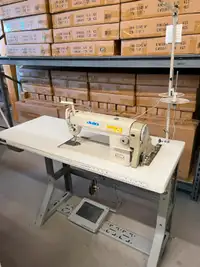 Juki DDL-5550N Sewing Machine for Sale with Table and Light