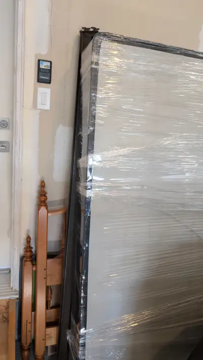 Suitable for twin and twin XL mattress. Well in shape, almost new. Occasionally used. It is wooden f...