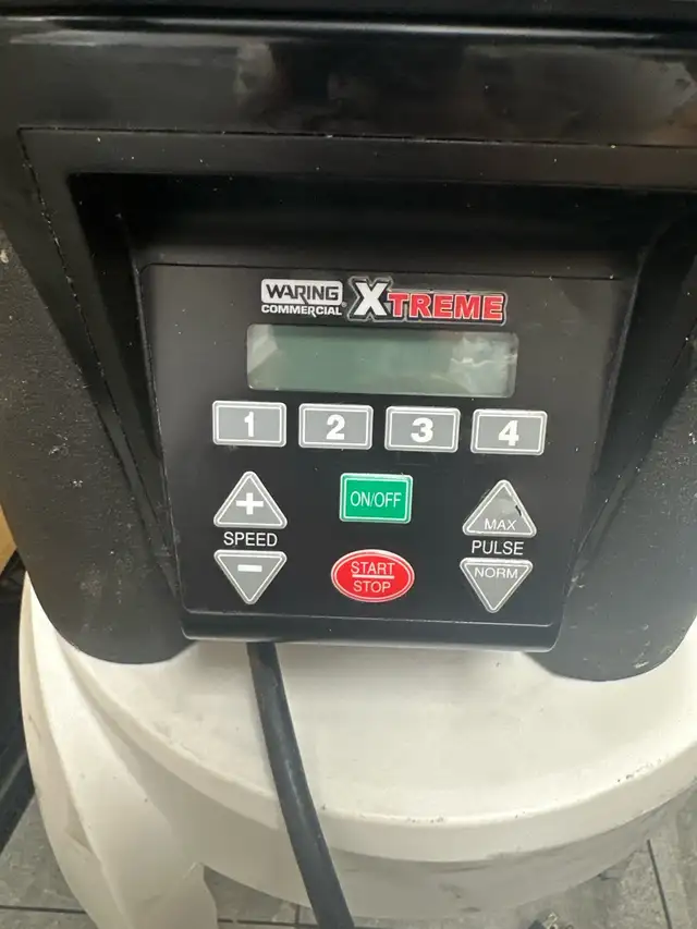 Waring Commercial Xtreme Blender w/ Sound Shield – Heavy Duty in Processors, Blenders & Juicers in Markham / York Region - Image 9