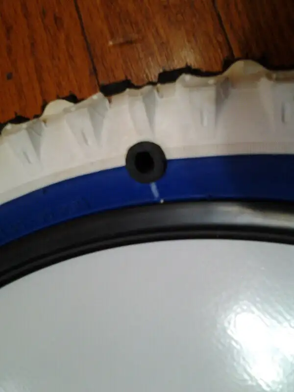 GT SUPER PEDAL BIKE TIRE 20" WALL HANGING MIRROR in Road in Edmonton - Image 8