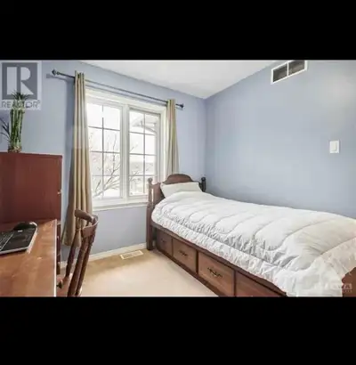 Room Available for Rent: $800 All-Inclusive Looking for a clean, mature, and respectful roommate **A...