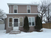 A Beautiful 2 Bedroom, Close to Downtown in St Boniface