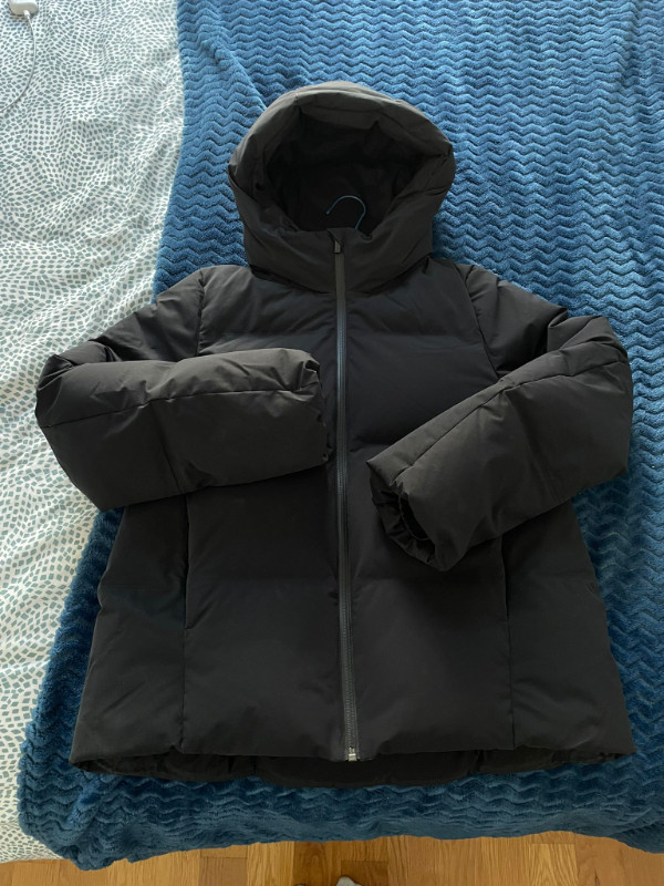 Doudoune Uniqlo S/P (-20°C/-30°C) / Puffy Jacket dans Femmes - Hauts et vêtements d'extérieur  à Ville de Montréal