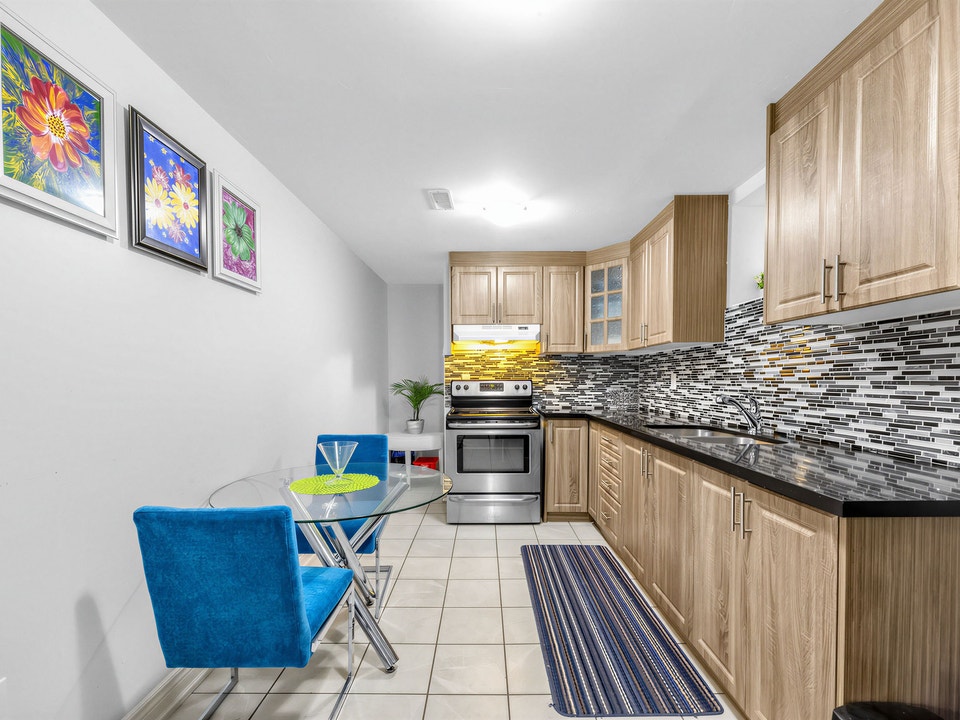 Furnished 2 Bedroom Rental 4