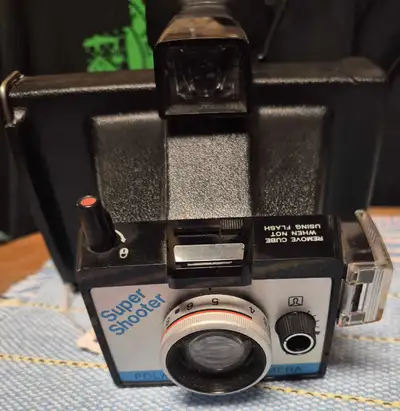 Polaroid Super Shooter, View more
