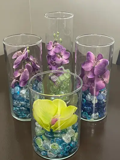 BEAUTIFUL SET OF 4 GLASS VASES WITH CRYSTALS AND FLOWERS , View more