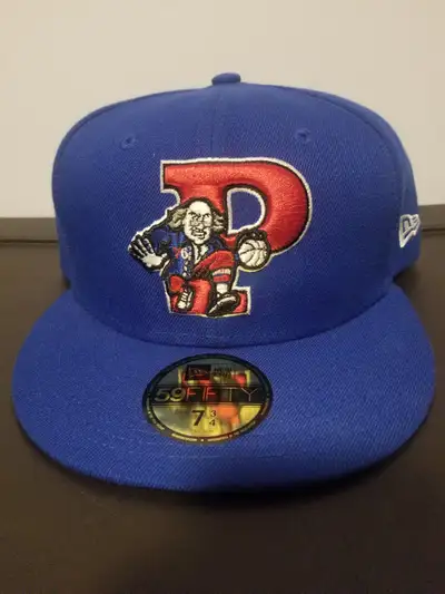 **SEND OFFER** NBA 76ers Fitted Hat Size 7 3/4” , View more
