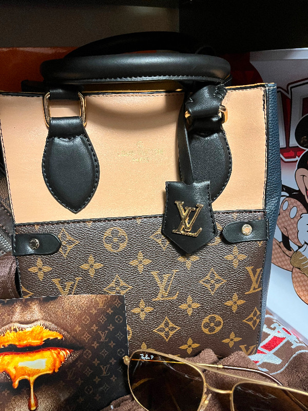 Used designer handbags and belts in Women's - Bags & Wallets in Leamington - Image 2