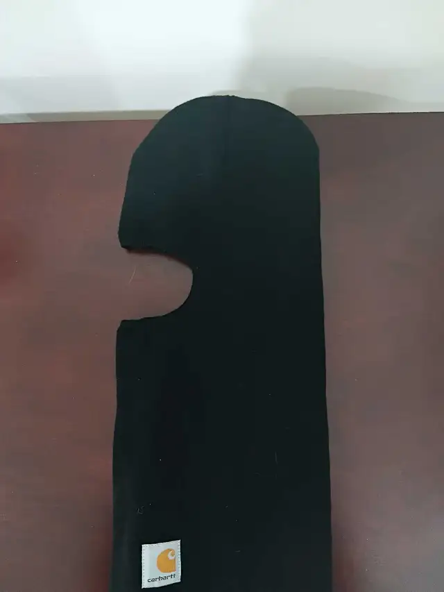 Black Carhartt Mens Knit Insulated Face MaskCold Weather Hat in Men's in Mississauga / Peel Region - Image 2