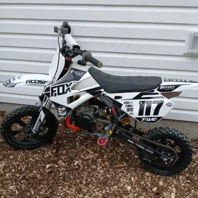 Fastest bikes on the track. Great bike, ported head, fresh top end rebuild, fresh clutch and oil, ne...