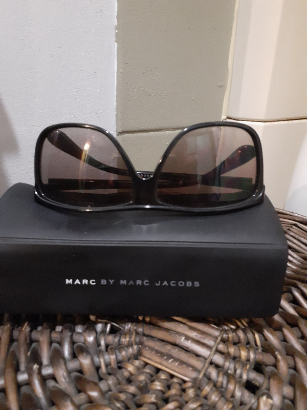 Marc by Marc Jacobs sun glasses in Multi-item in Ottawa