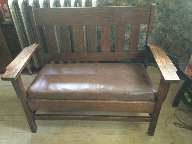 L.&J.G.Stickley Style Oak Arts Crafts Open Arm Loveseat, 1900 in Arts & Collectibles in Edmonton - Image 2