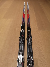Madshus 372 Ultrasonic Classic Nordic Skis w/Rottefella bindings