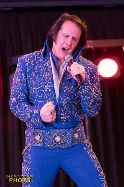 Looking for one of these entertainment specialists call Berry at 613-243-1604. To have a look go to...