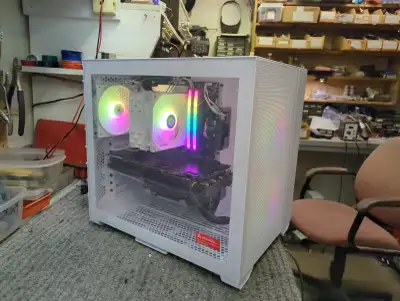 PC Gaming i5-12600k-32GB-RX9060XT 16GB-Lian Li 011 Mini, View more