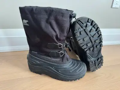 Sorel Winter Boots Size 4, View more