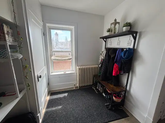6.5-Bedroom Apartment for Rent