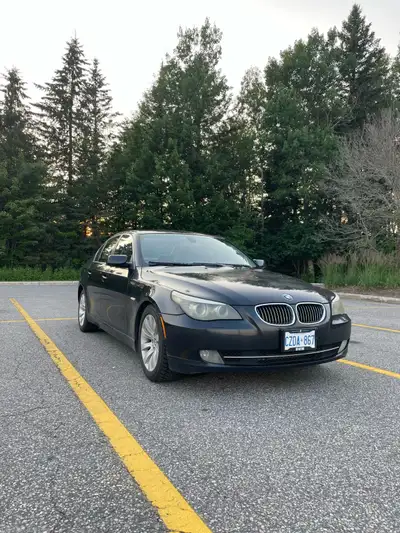 2008 BMW 528i – Black | Luxury, Performance & Comfort Moving and NEED GONE for August 3rd 3,000 OBO...