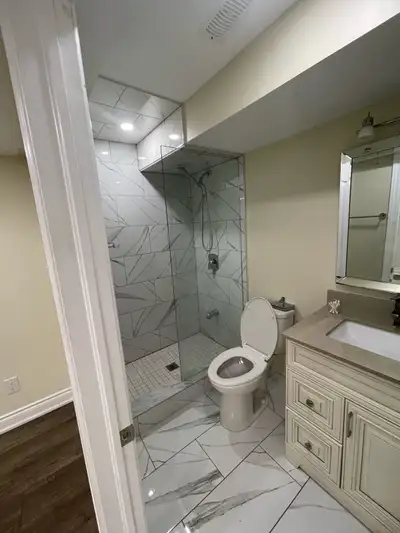 Legal two bedroom basement apartment new area of Ford great neighborhood walking distance to park sh...
