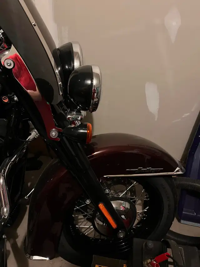 2018 Harley Davidson Heritage Classic in Street, Cruisers & Choppers in Ottawa - Image 2