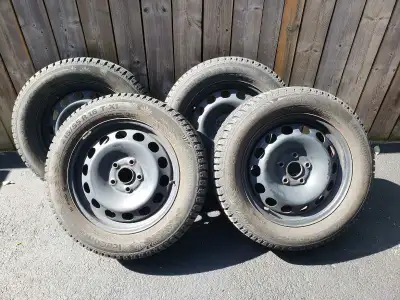 Continental IceContact XTRM winter tires 215/55-16 97T OEM VW steel wheels, size 2Jx16 ET50 Used for...