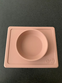 Ezpz silicone bowl mat in blush