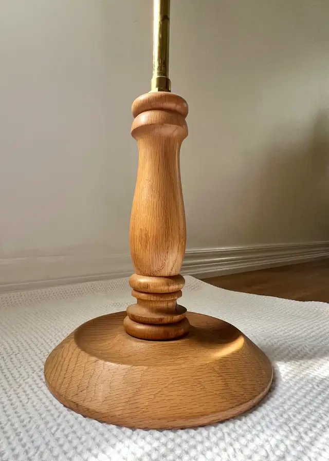 Wood floor Desk Table Vintage Bust Sewing Mannequin in Home Décor & Accents in Markham / York Region - Image 7
